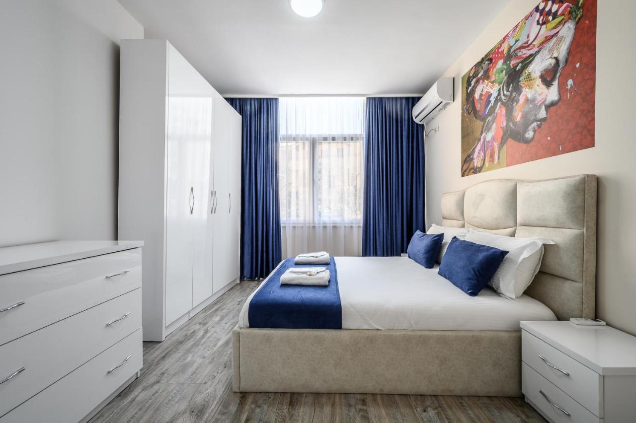 Miku Apartment-Modernly Designed Downtown Tirana Exteriör bild
