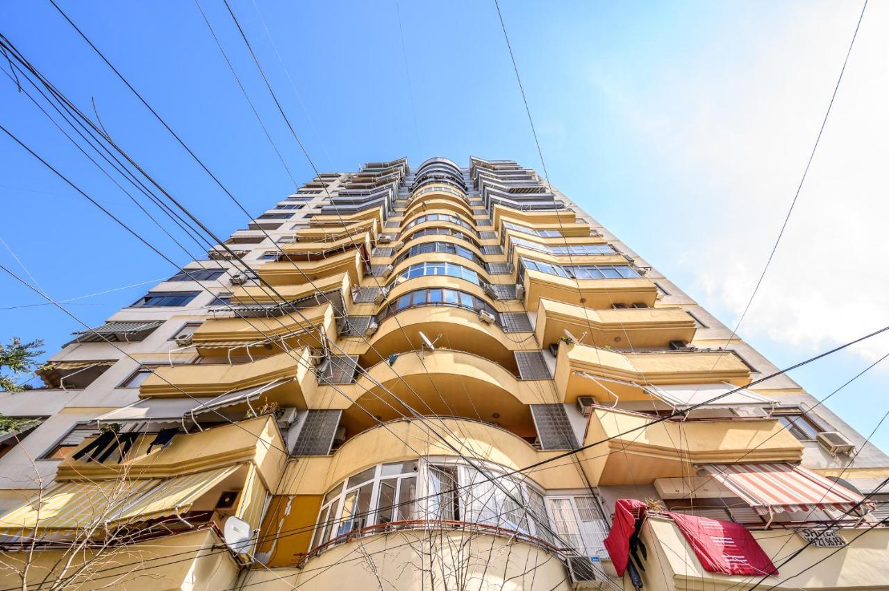 Miku Apartment-Modernly Designed Downtown Tirana Exteriör bild